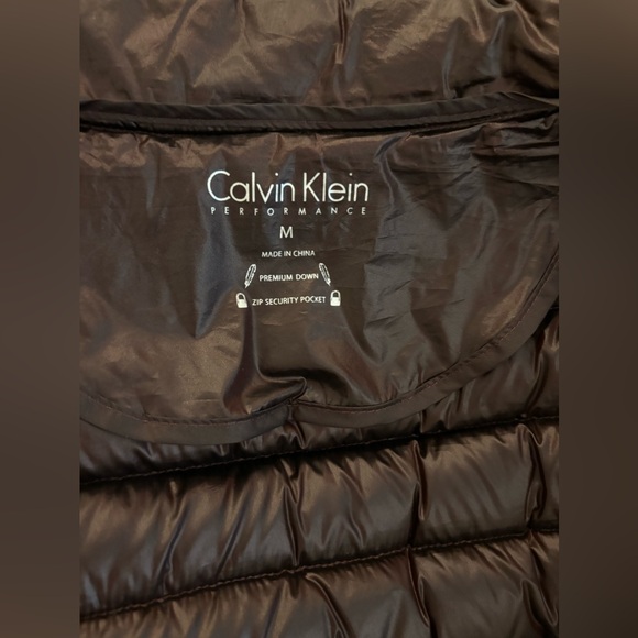 Calvin Klein Performance Winter Coat With Sweater Sleeves - Picture 7 of 7